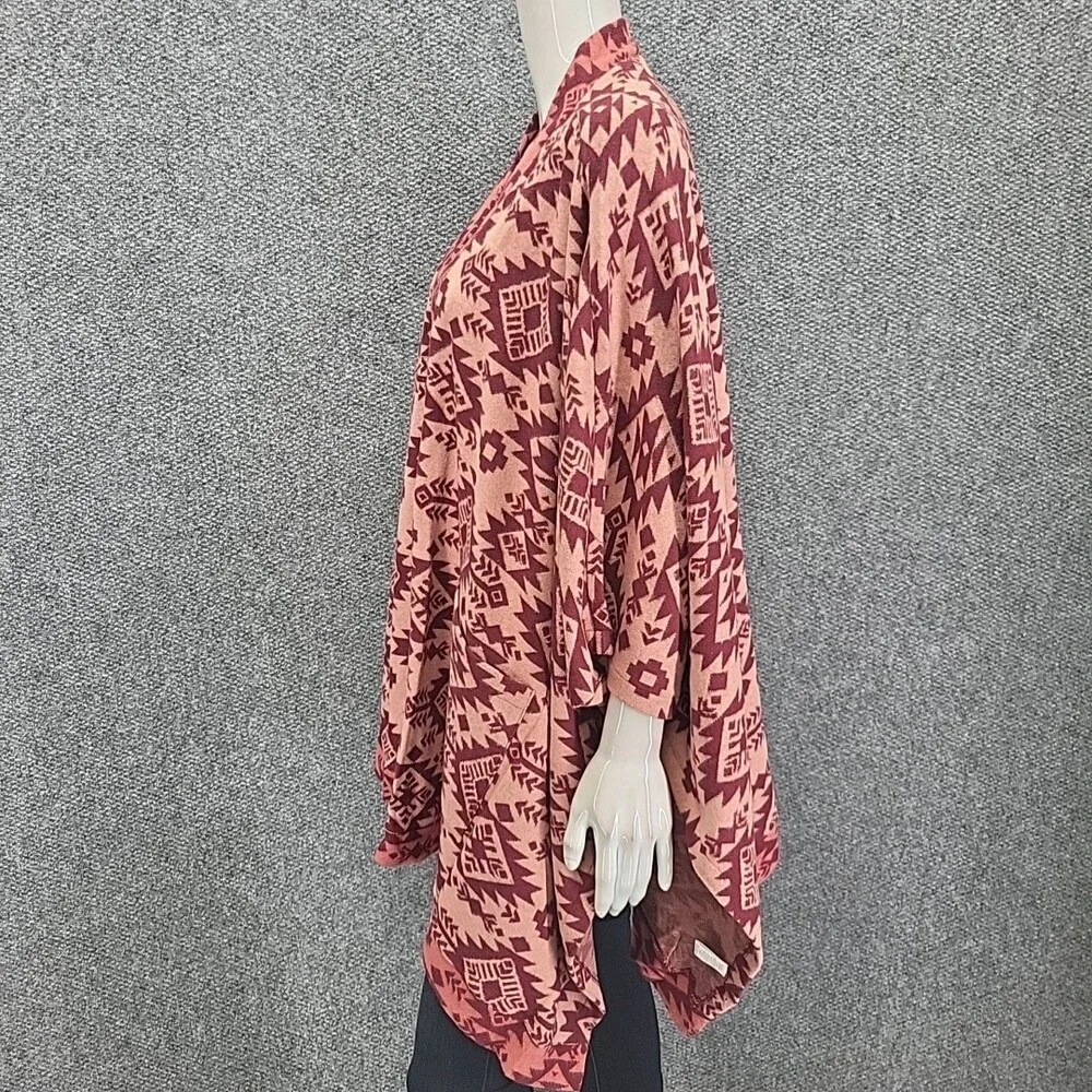 Denim Co Womens Dressy Printed Jacquard Open Front Poncho Cardigan One Size Plus